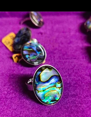 Anillo concha de abulón iridiscente talla 7 - Joyería artesanal artesanal Foto 1 de 4
