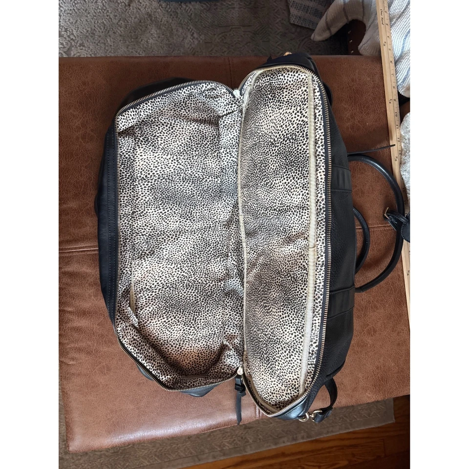 Bolso de Lona Sole Society Negro Guijarro Imitación Cuero Herrajes Tono Dorado Foto 4 de 4