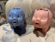 Deux tirelire en plastique Squealer mais une ou les deux