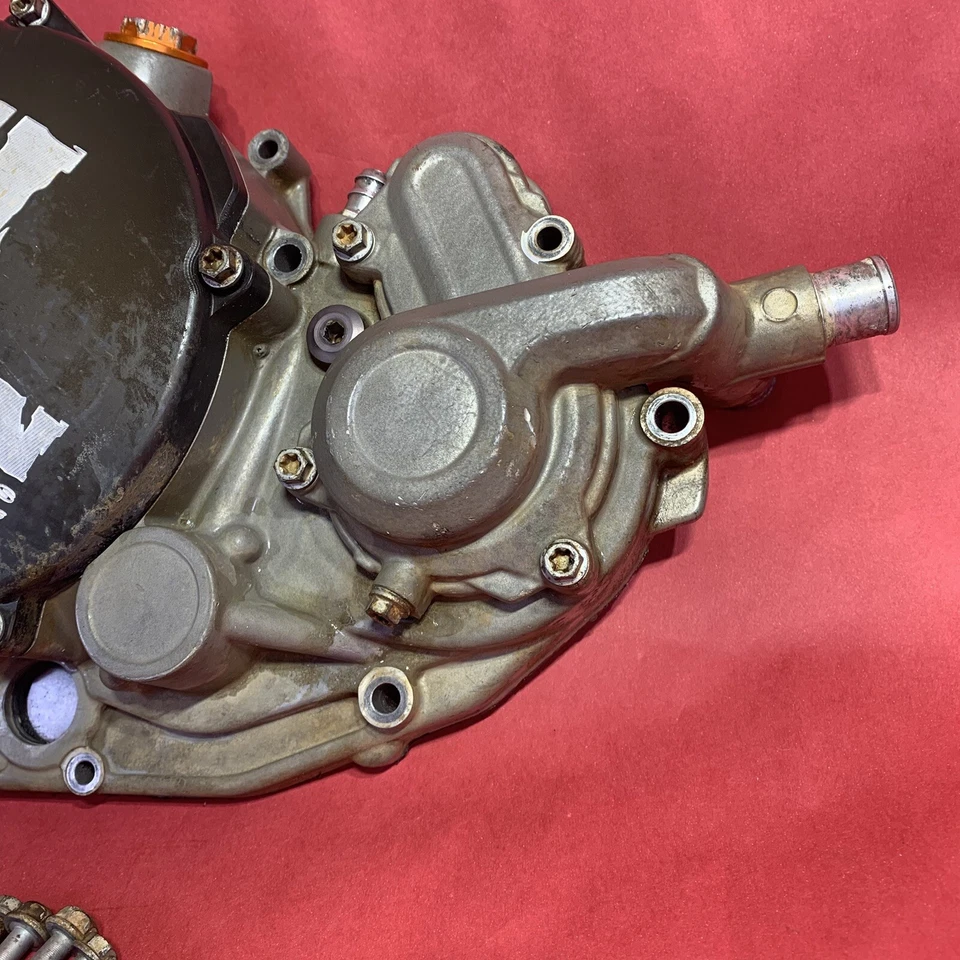 KTM 450 XCF SXF EXC 450XCF 450SXF 2009 07-12 lado derecho cubierta de embrague interior agua Foto 4 de 4