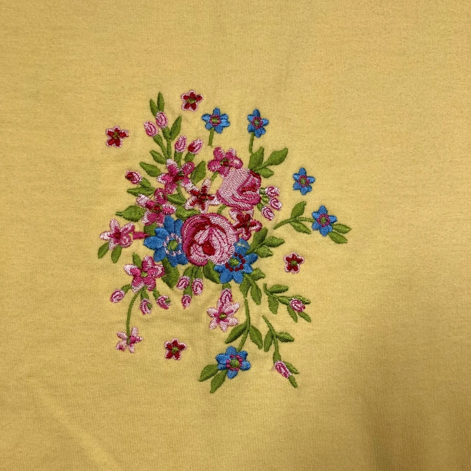 Camiseta De Colección Bobbie Brooks Para Mujer Mediana Amarilla Bordada Top Abuela Núcleo Foto 2 de 4