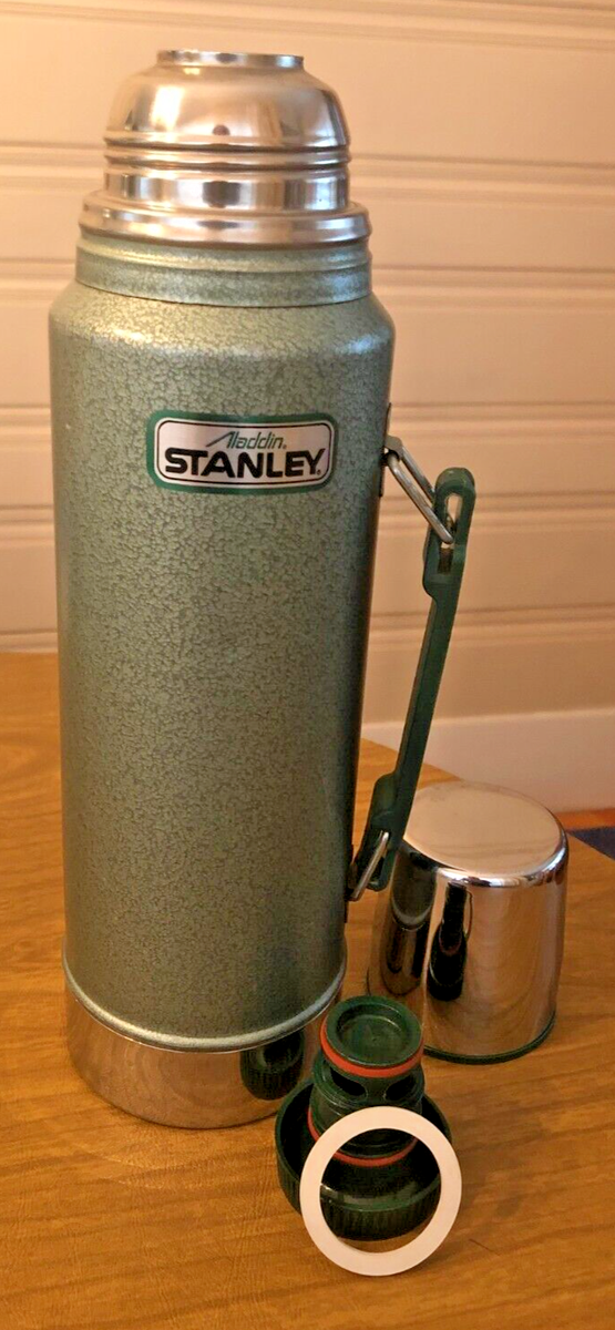 Vintage Aladdin Stanley 1 Quart Thermos A-944DH Made in USA Vacuum