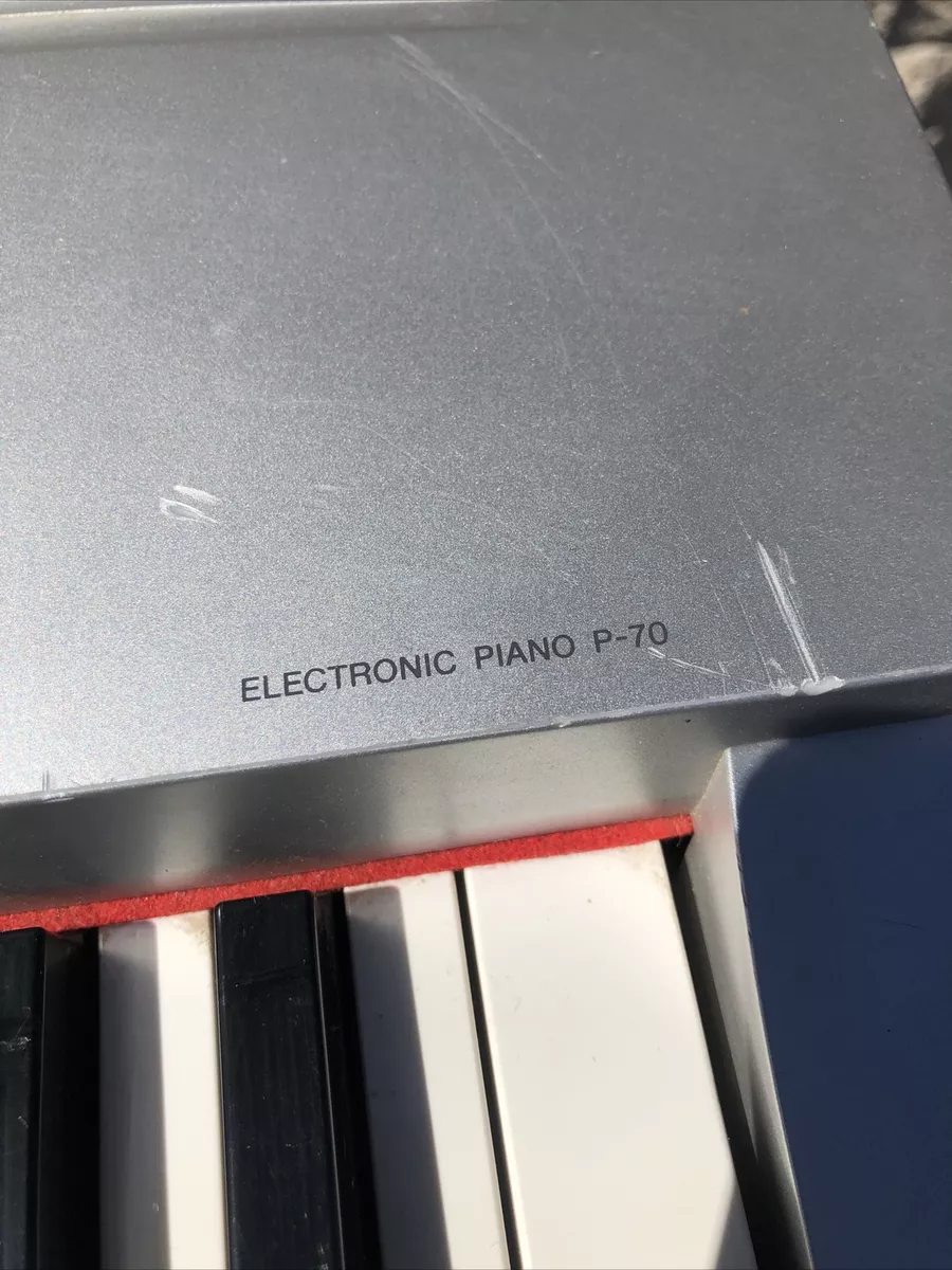 Yamaha P70 P-70 Digital Electronic Piano / Keyboard - Good Working