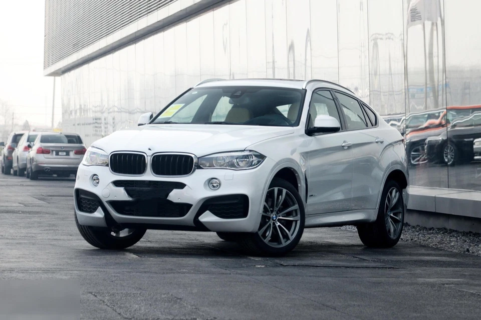 Barra transversal sin tornillo plateada apta para BMW X6 2014-2024 Foto 4 de 4