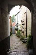 Photo 6x4 Homend Walk Ledbury Passage from The Homend c2009
