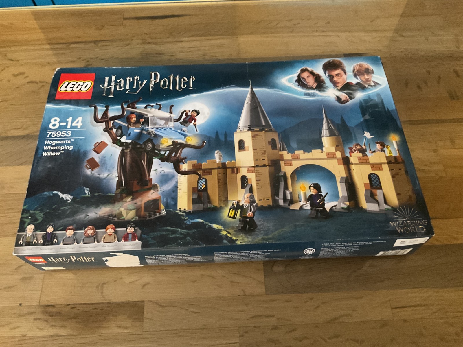 Lego Harry Potter 75953 Whomping Willow avec voiture Ford Anglia volante