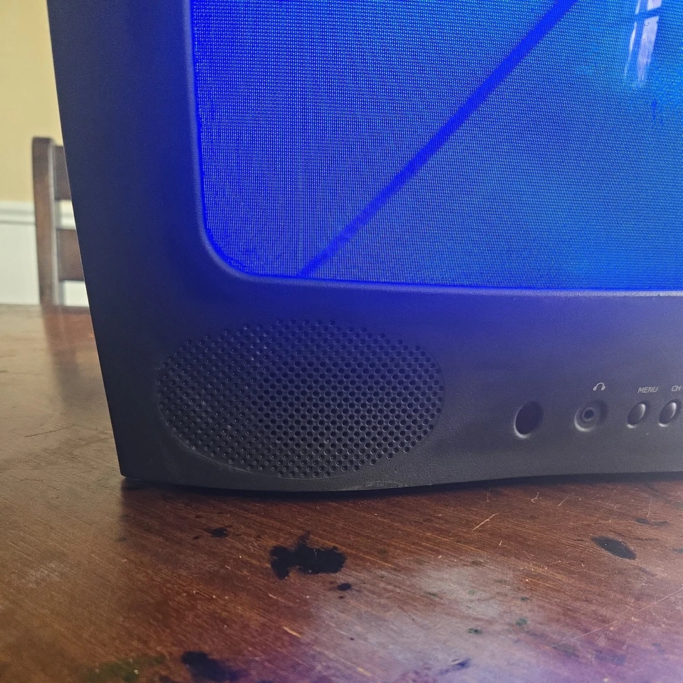 RCA CRT TV Model E13342 13”.  TESTED  - Image 3 of 4