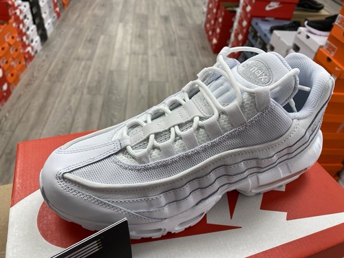 Nike Air Max 95 Essential ~ CT1268 100 ~ Reino Unido Talla 12 ~ Euro 47,5 - Imagen 3 de 6
