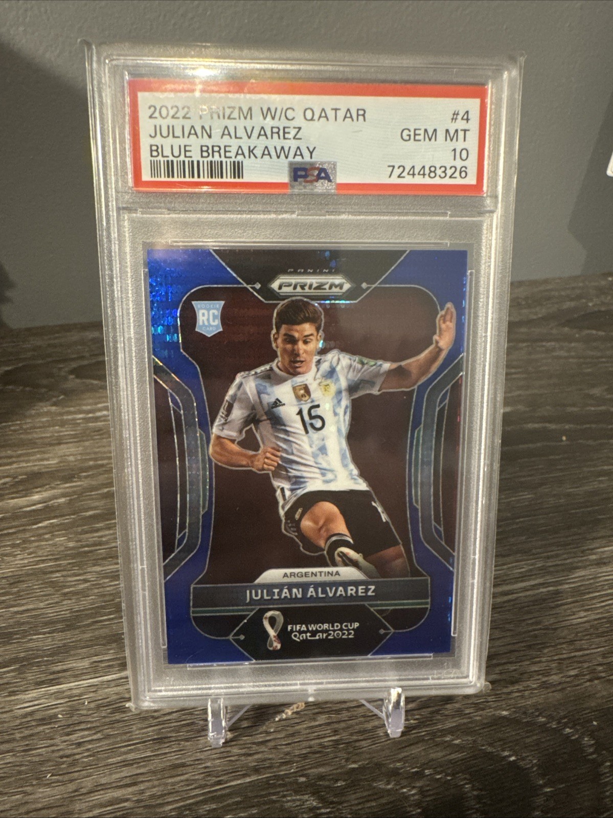 2022 Panini Prizm World Cup Julian Alvarez Blue Pulsar Breakaway /49 PSA 10
