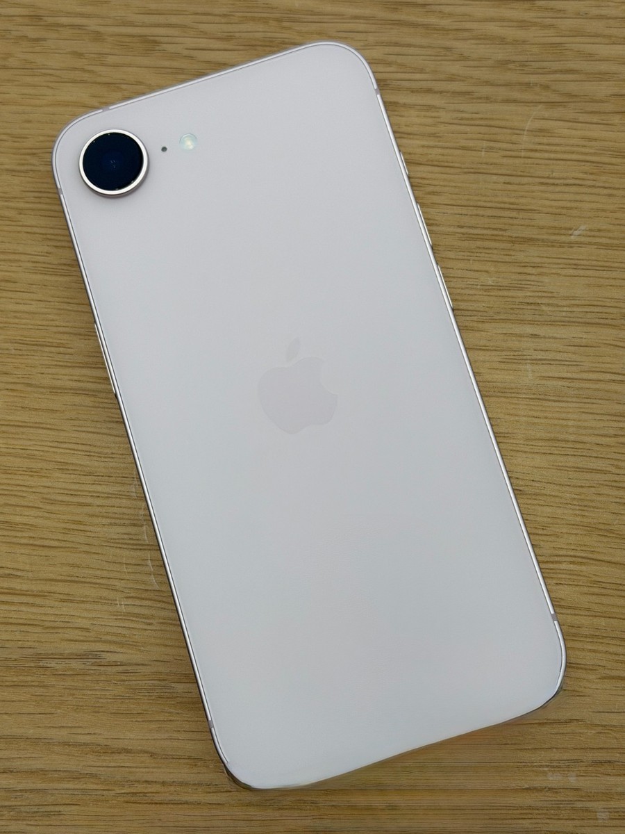 Apple iPhone 17e 6.1