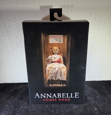 The Conjuring Universe Ultimate Series - Annabelle Comes Home Figure