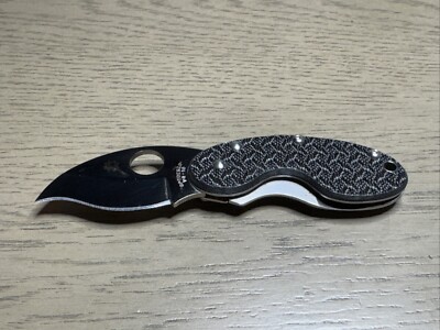Spyderco Cricket Nishijin Glass Fiber Knife C29GFP