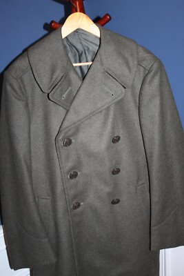 Choice Original WW2 U.S. Marine Corps Forest Green Wool Overcoat
