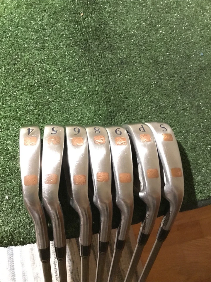 Square Two Ladies Light & Easy XL Irons Set (4-PW-SW, No 7i)Lightweight Graphite - Image 2 of 4