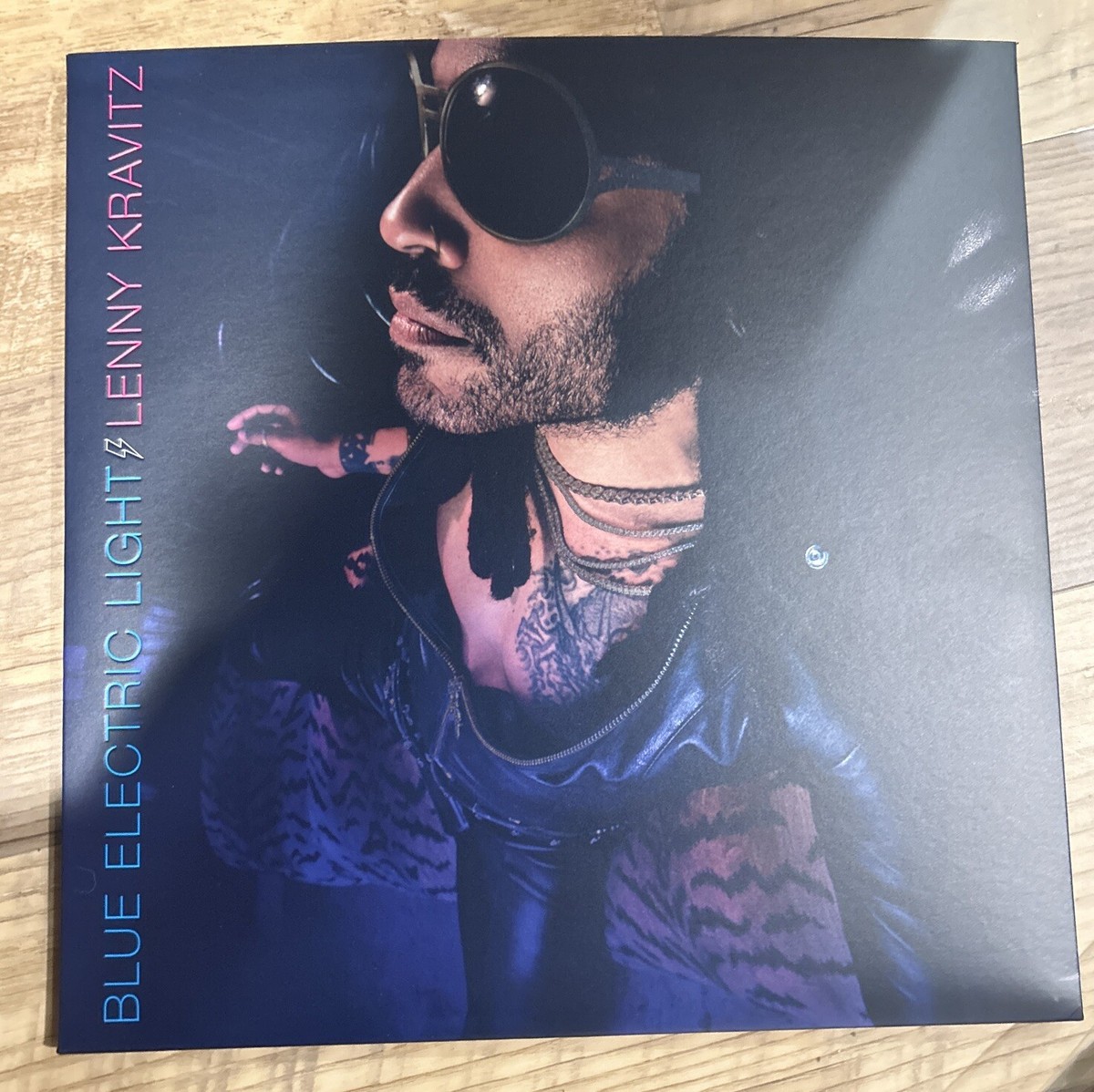 独2LP Lenny Kravitz Blue Electric Light BGDE66078LP Roxie Records /00660 Lenny Kravitz - Blue Electric Light LP | Urban Outfitters