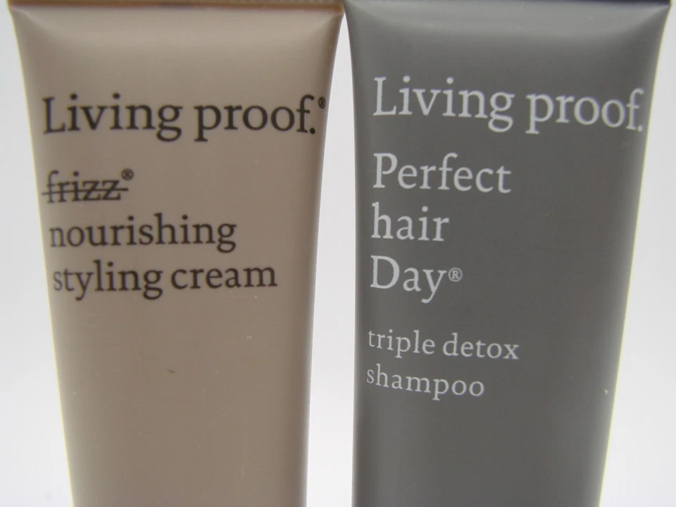 Living Proof Set No Frizz Crema de peinado suave y champú de día perfecto para el cabello 1 oz Foto 4 de 4