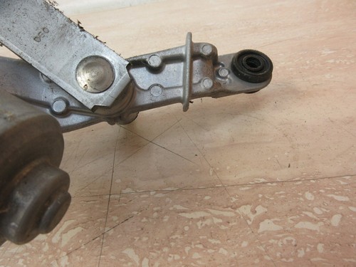 2014 Suzuki SX4 SZ3 1.6 Front Wiper Motor & Linkages - Picture 5 of 11