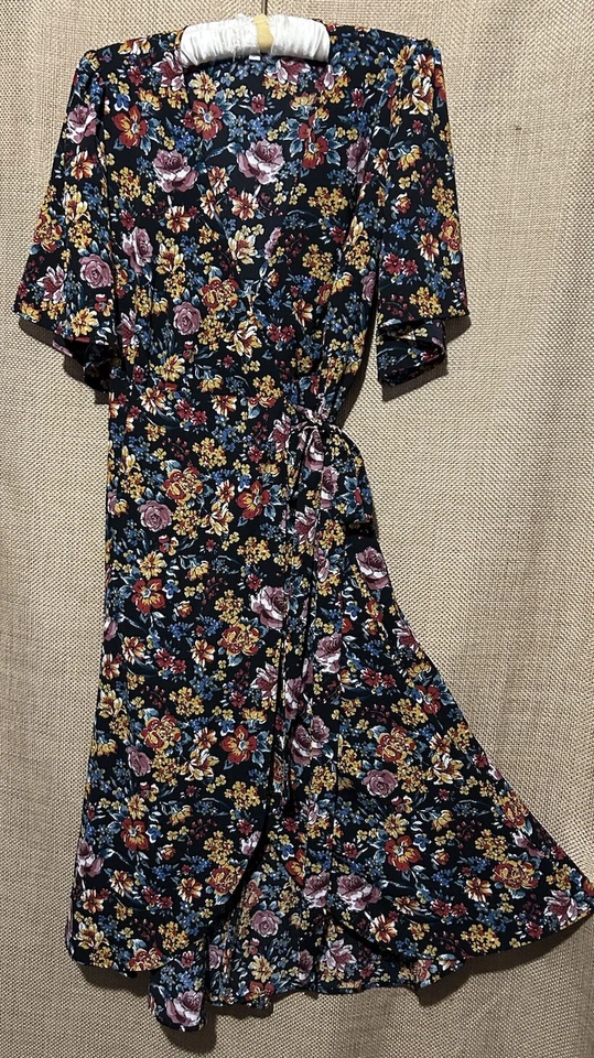 Vestido Studio B By Bobeau L Floral Verdadeiro Envoltório Lateral Gravata Carreira Figura Lisonjeira - Imagem 4 de 4