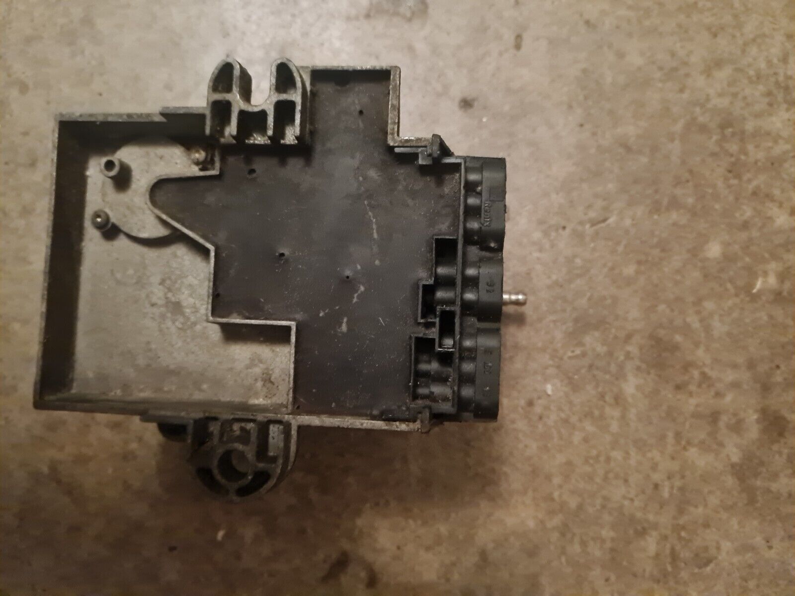 Picture 3 of 4