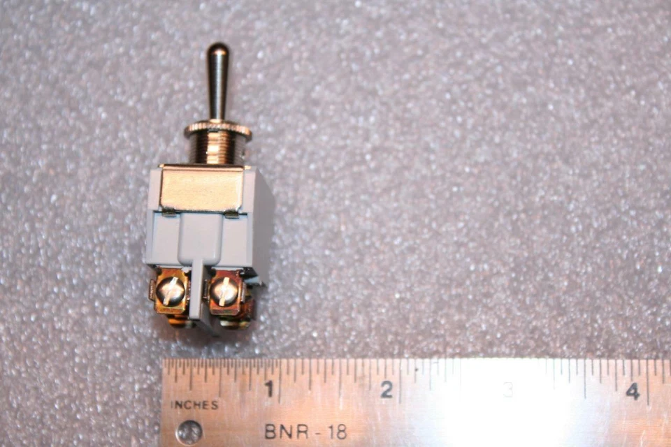 Interruptor de palanca NTE 54-367 APEM, DPST, ENCENDIDO-APAGADO, terminal de pala/tornillo/soldadura 15 amperios Foto 4 de 4