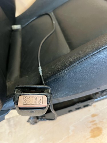 BMW325E 85 LH FRONT DRIVER SEAT USED OEM DETAILS IN PICTURES - Picture 12 of 15
