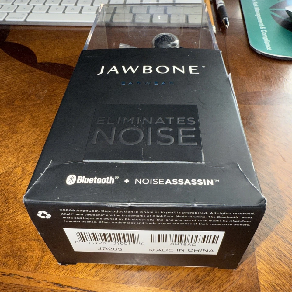 Jawbone Bluetooth Headset -- Noise Assassin JB203 NEW IN BOX - Image 2 of 4