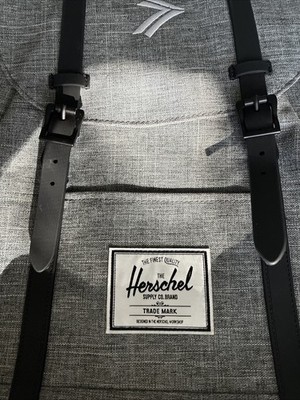 Hershel Retreat Backpack Brand New W Tags 18 Inch Gray