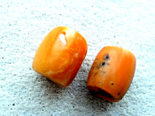 ANTIQUE RARE 2 PCS  TUBE  SHAPE  NATURAL  COLOR  CORAL SHELL TRADE BEADS