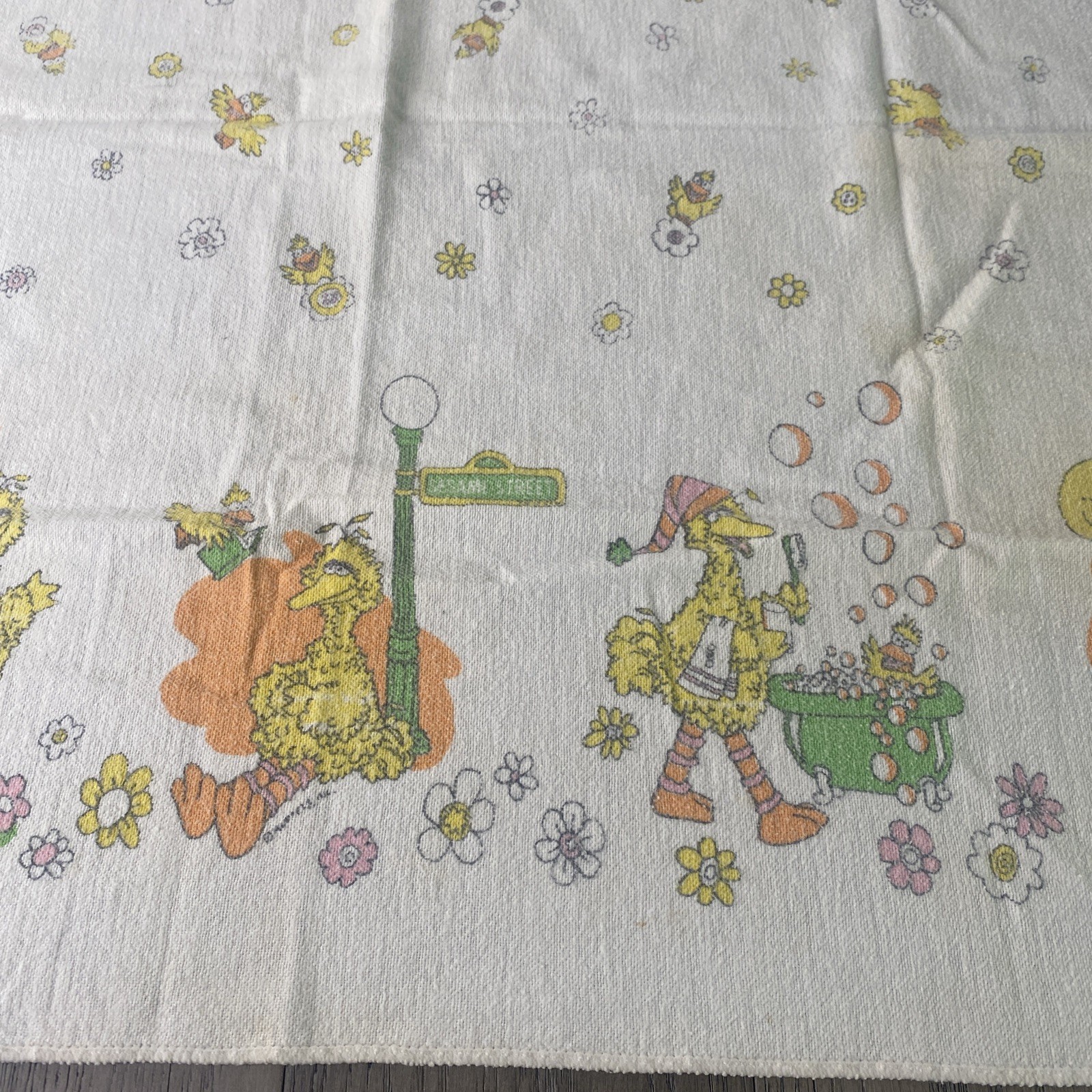 Vintage Toddle Time? Receiving Blanket Sesame Street Big Bird 32x28” - Stained