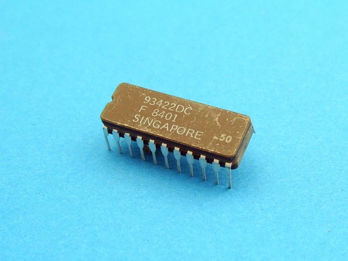 93422DC Statischer RAM 256 Wörter x 4 Bit; Vintage IC - NEU; F93422DC Keramik DIP-22 - Bild 2 von 4
