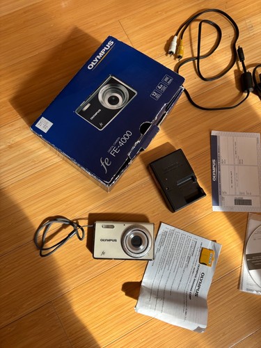 OLYMPUS FE-4000 Digital Camera. 12.0MP, 4x Zoom + Batt + AC Charger + xD + box - Picture 6 of 8