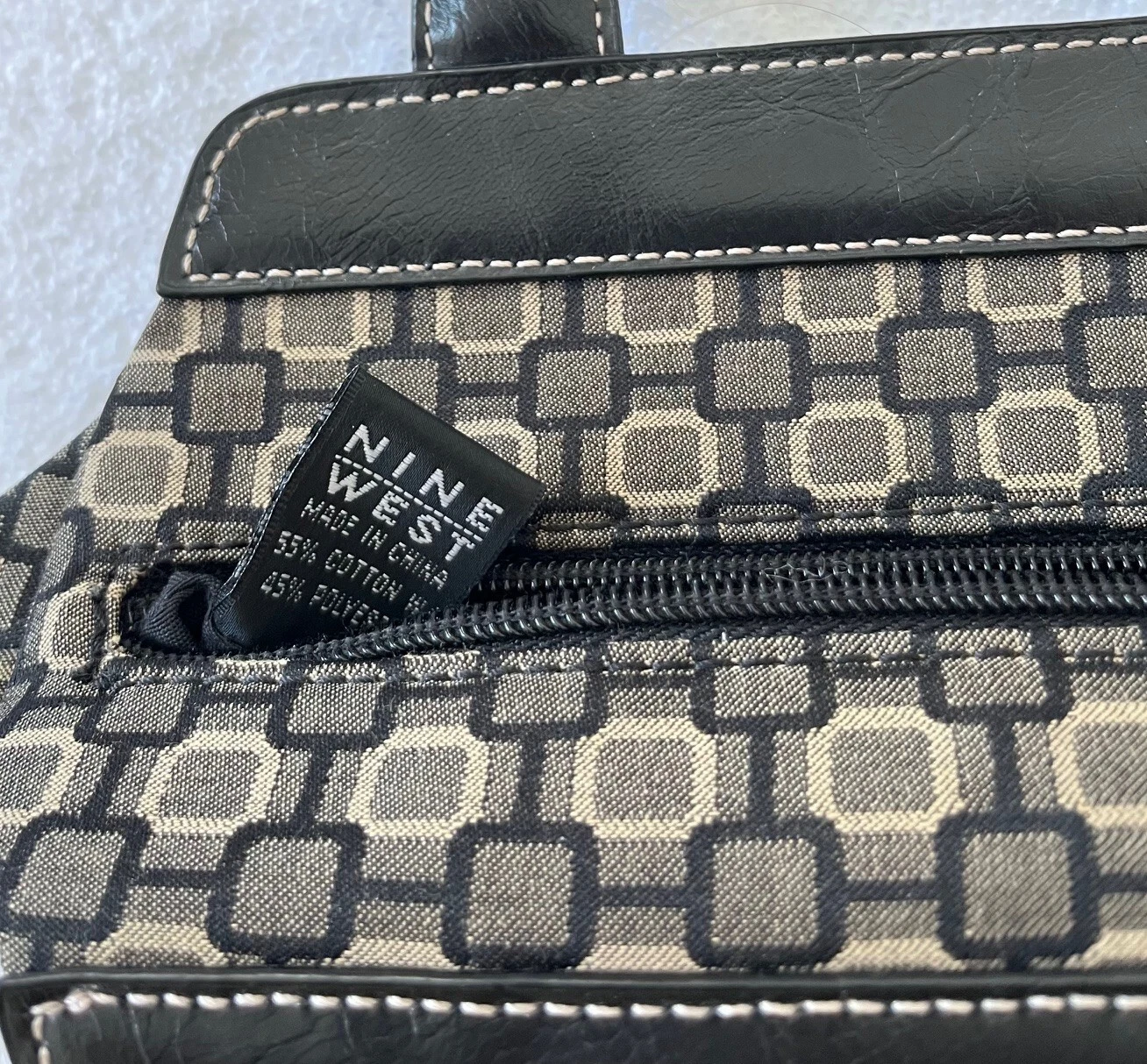 Borsa a mano piccola vintage Y2K Nine West marrone bordo nero manico superiore