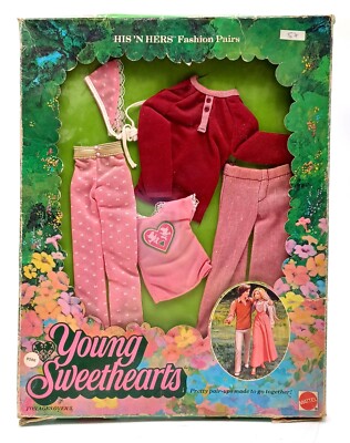 1975 NrfB Young Sweethearts Picnic Pinks His 'N Hers Fashion Pairs / Mattel 9586
