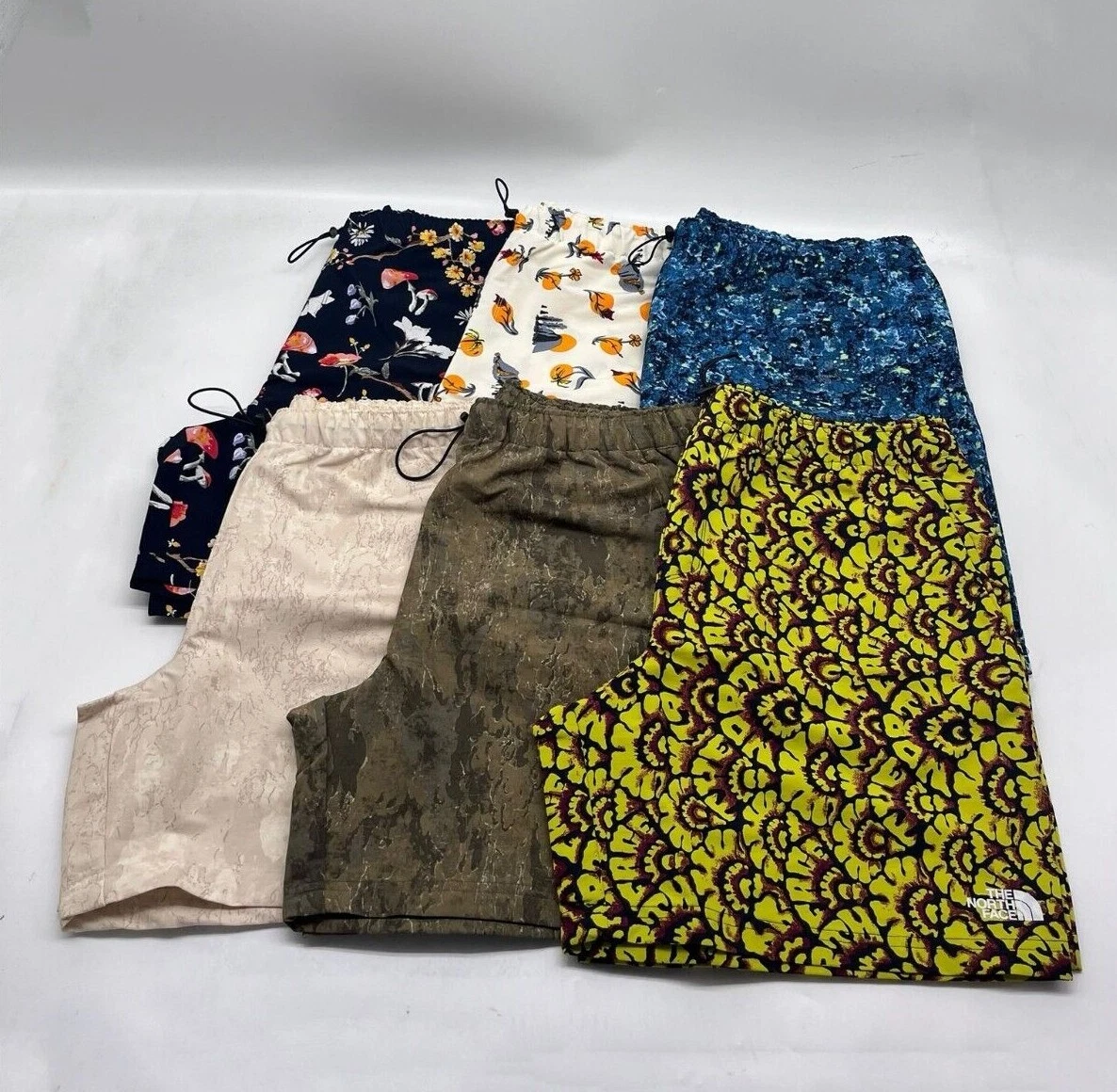 The North Face Men’s Class V Pull-On Shorts — PFC-Free – 3266
Opens in a new window or tab