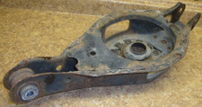 2005 Nissan Altima 2.5s 2.5 L S Sl Rear Back Suspension Spring Mount Carrior 02 2005 Nissan Altima 2.5s 2.5 L S Sl Rear Back Suspension Spring Mount Carrior 02