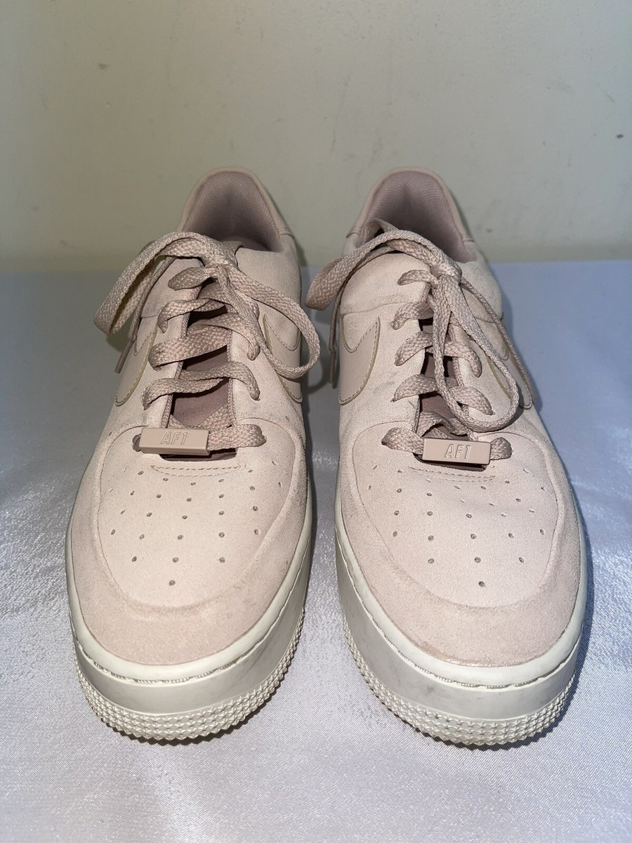 nike air sage low beige