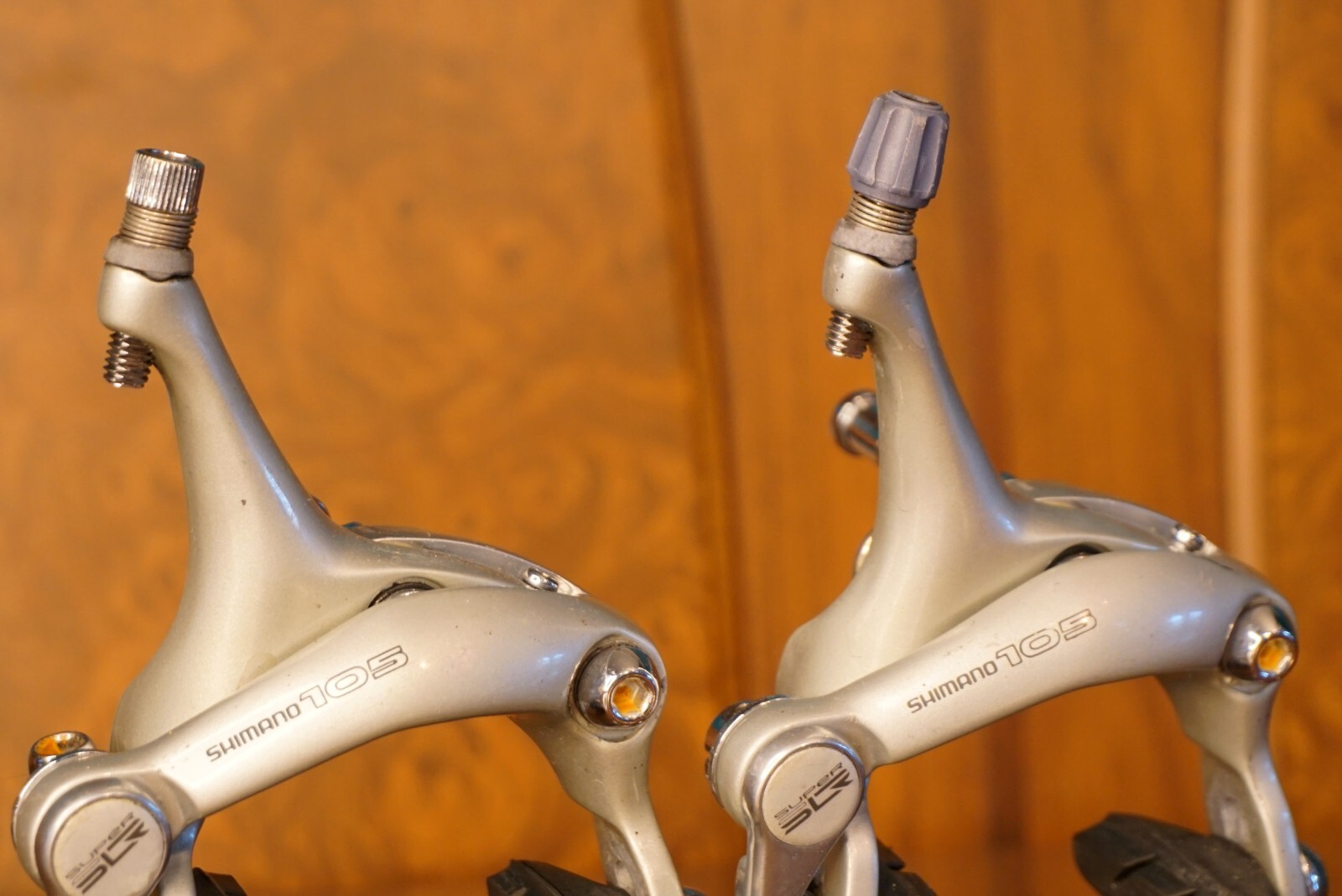 Vintage Shimano 105 Brake Caliper Set BR-1055 Dual Pivot Sidepull Brakes Bike