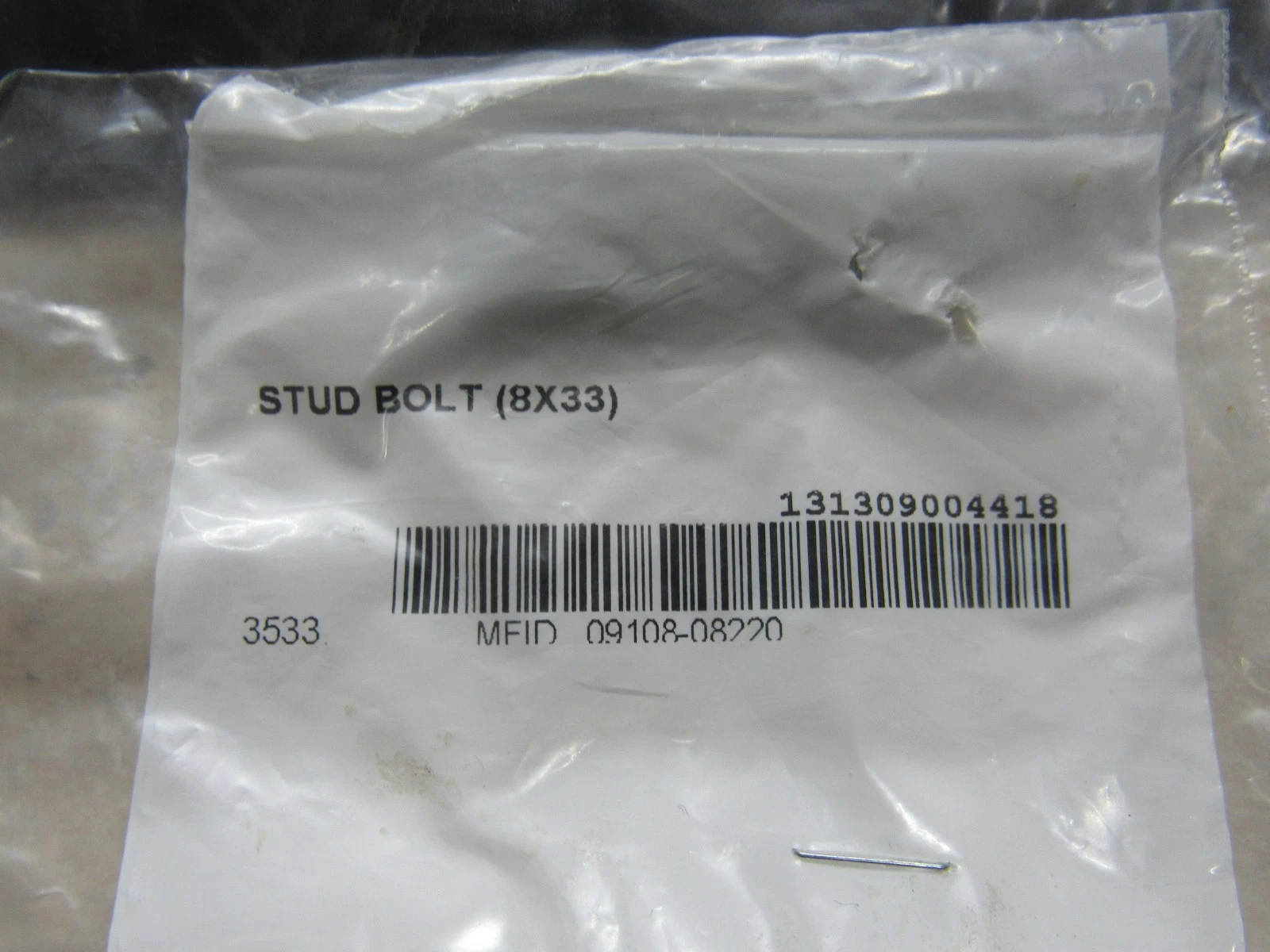 STUD BOLT (8X33)