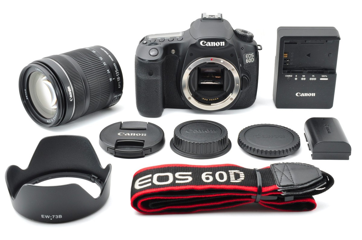 Canon EOS 60D EF-S 18-135 IS レンズキット Canon デジタル一眼レフカメラ EOS 60D