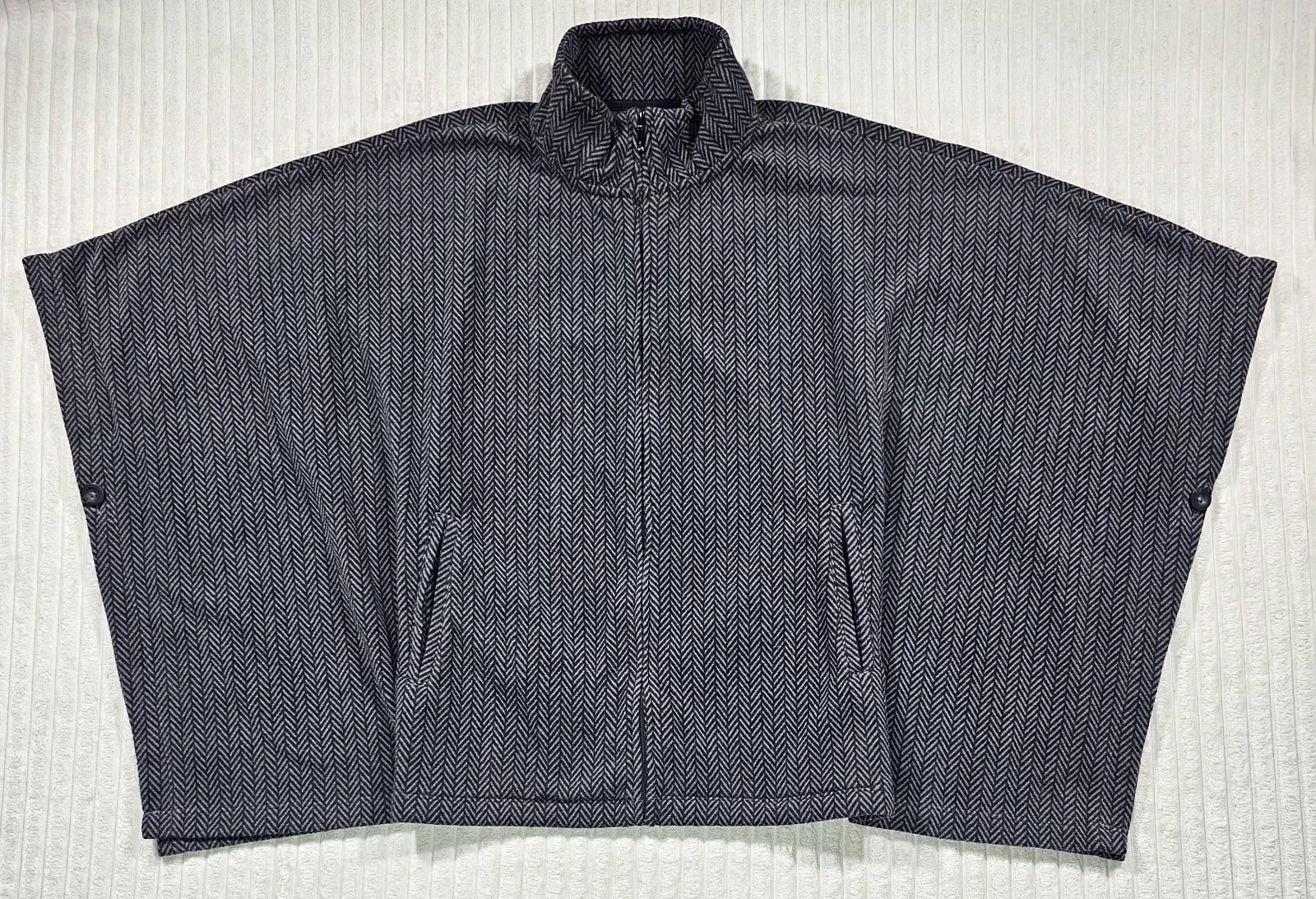 L.L. Bean Fleece Poncho Women’s L LARGE Gray Black Herringbone Full Zip Pockets