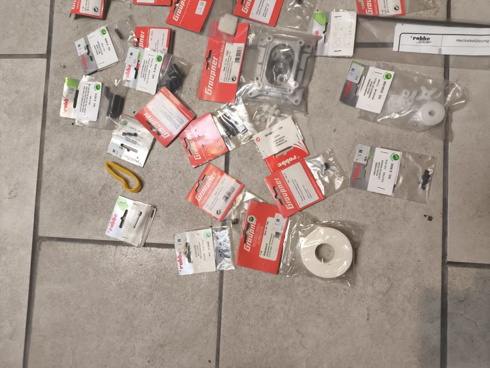 Lotto Robbe Graupner Per Aereomodellismo Lot Robbe Graupner Plane Vintage Rc - Immagine 4 di 4