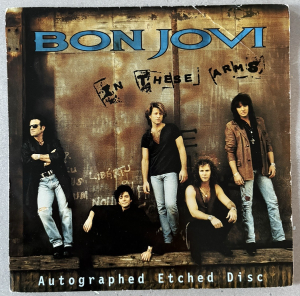 BON JOVI - In These Arms : Single Vinilo 7" 1992 Autografiado Grabado 2