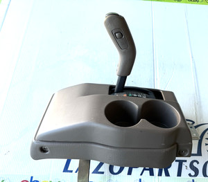 2001-2004 TOYOTA TACOMA FLOOR SHIFTER SELECTOR ASSEMBLY OEM BROWN