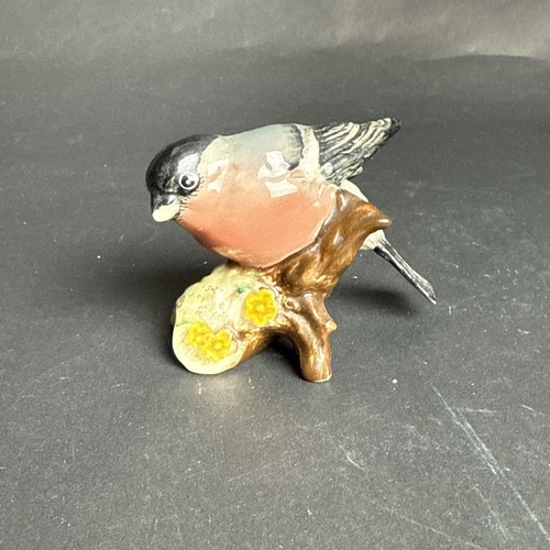 Vintage Beswick Bird Bullfinch 2 1/2" Figurine Matte Made in England #1042