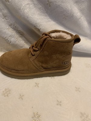 kids uggs size 2