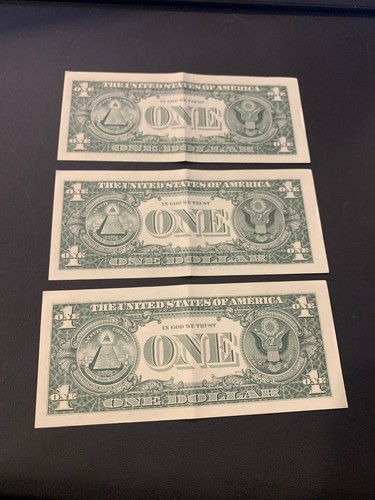 $1 BILL 1969 D UNCIRCULATED CONSECUTIVE NUMBERS (3) ONE DOLLAR BILLS - Picture 2 of 2