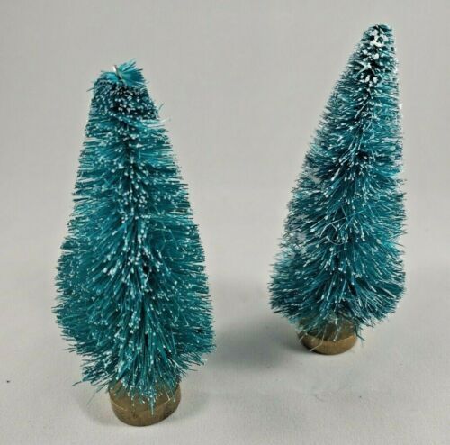 Supreme 15” Holiday Christmas Tree (FW25) *CONFIRMED ORDER PRESALE