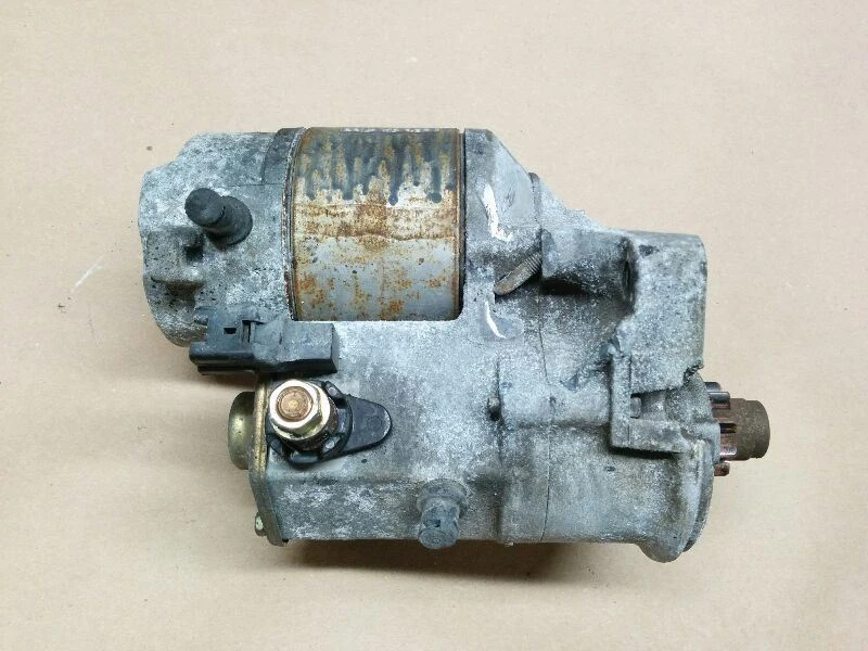 Motor de arranque usado se adapta a: Toyota Tacoma 2002 4 cilindros 1,4 kW grado A Foto 2 de 4