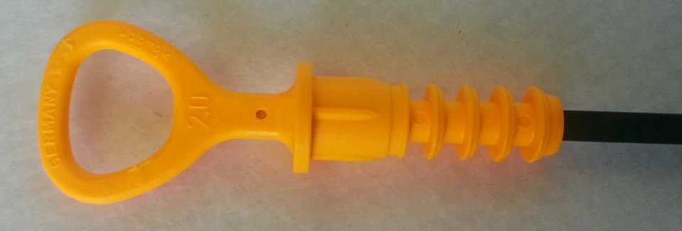 JUEGO DE TUBO Y VARILLA DE MEDICIÓN DE ACEITE VW AUDI 2,0 L ESCARABAJO GOLF JETTA Foto 2 de 3