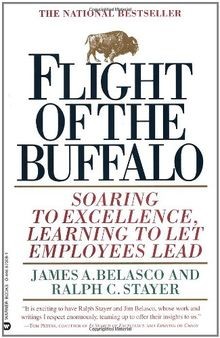 Flight of the Buffalo: Soaring to Excellence, Learning t... | Buch | Zustand gut